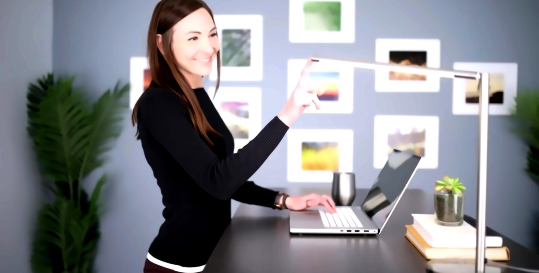 Professional learning environment with financial charts and collaborative workspace